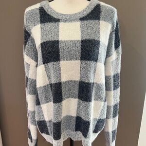 Women's Cyprus Cozy Black & White Plaid Sweater, Size Large